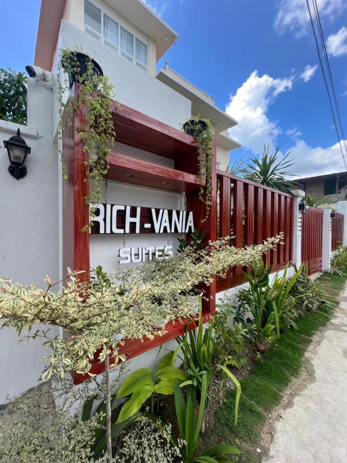 Rich-Vania Suites General Luna  Exteriér fotografie